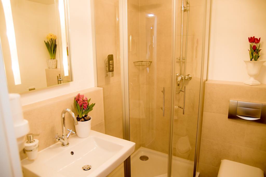 Gasthof Rabenwirt Pullach im Isartal Ngoại thất bức ảnh